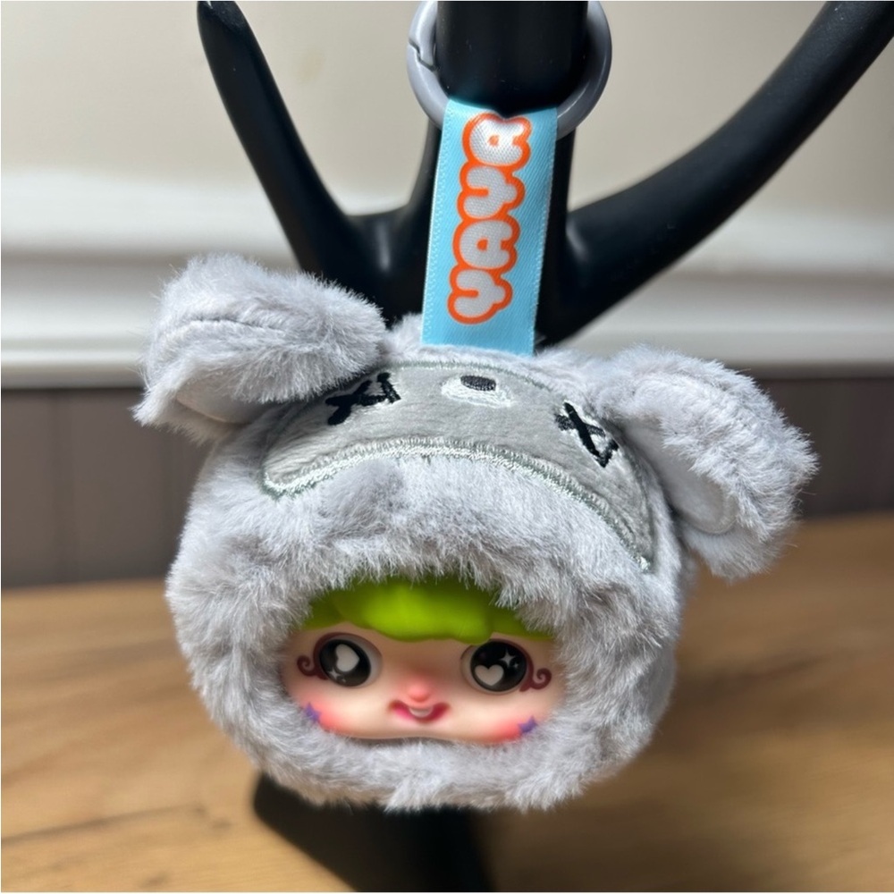 Verified Little Mischievous Bag Yaya - Gray and Green Stuffed Animal - Picture 5 of 8